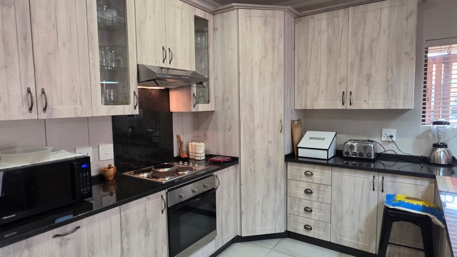 2 Bedroom Property for Sale in Dana Bay Western Cape